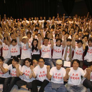 日本男男宏翔做爰Gay片
